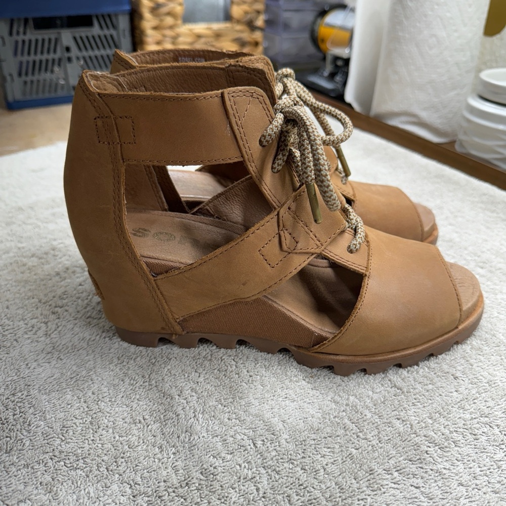 Sorel Joanie Lace Wedge Sandals Saddle Brown Peep Toe Women's Size 8 - Picture 4 of 7